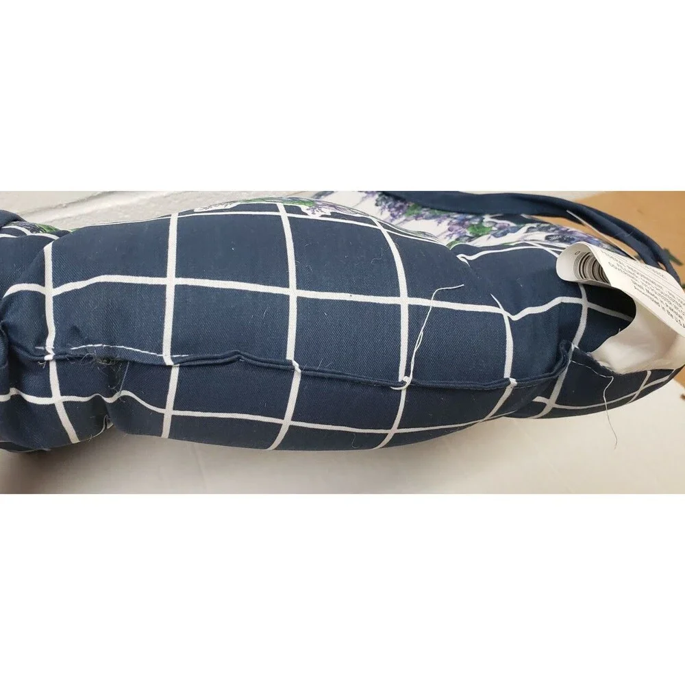 SET OF 2 THICK REVERSIBLE CHAIR CUSHION PADS w/ties, BASKET OF BLUEBERRIES, B&D